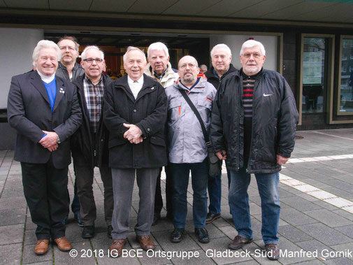 Foto: Neujahrsempfang IG BCE GE, Gruppenbild IG BCE Gladbeck-Süd vor Hans-Sachs-Haus GE 2018