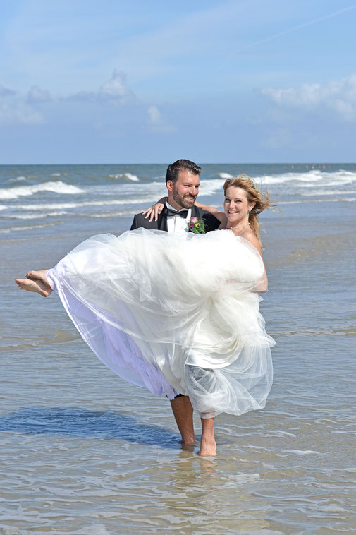 Hochzeit Baltrum, Fotograf Baltrum, Heiraten Baltrum, Hochzeitsfotos Baltrum, Hochzeitsfotograf Baltrum, Inselfotograf, Nordseefotograf, 2016, 2017, Insel, Strand, Ostfriesland, Meer, Strandkorb, Trauzimmer, Standesamt, Kirche, Nordsee