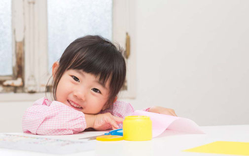【家族カウンセリング講座】子どもの能力を聞き出すコツ 「3つほめて1つ伸ばす!」の実践で大人も子どもも幸せに
