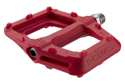 Dicke, rutschige "Pins" und keine konkave Pedalform