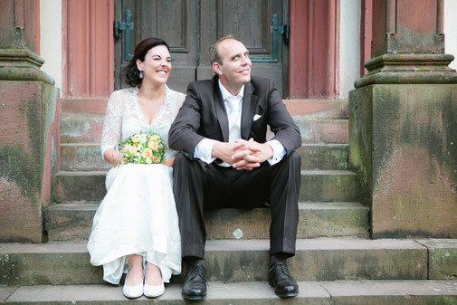 Natürliche Hochzeitsfotografie im Grünen - Hochzeit in Unterfranken