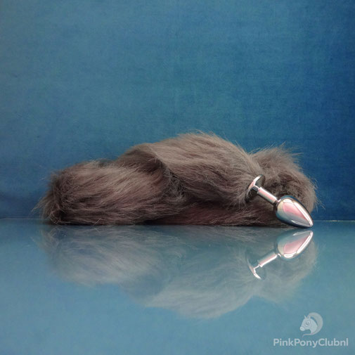 buttplug with long tail butt plug long tail grey tail plug long gray tail ass plug grey anal plug with tail buttplug met lange staart grijze anaal plug grijze staart plug grijs grijze buttplug staart extra lange staart plug grijs