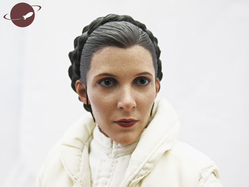 Hot Toys Princess Leia Hoth Outfit Sixth Scale Figure Unboxing Review FANwerk Head Sculpt