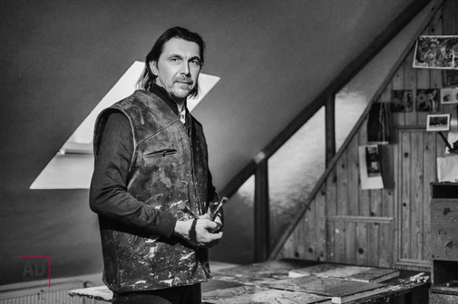 Robert Hromech, artista di Bratislava curato da AD Gallery