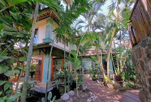 Tiying Tutul villa for sale