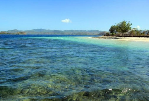 Gili Layar land for sale. For sale by owner