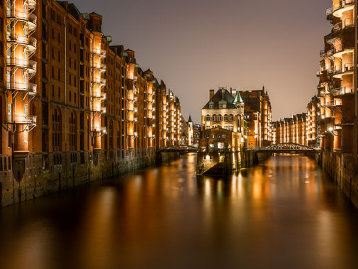 Fotokunst - Ralf Kämper - rk-insights - digital Art - Hamburg - Speicherstadt - Bild