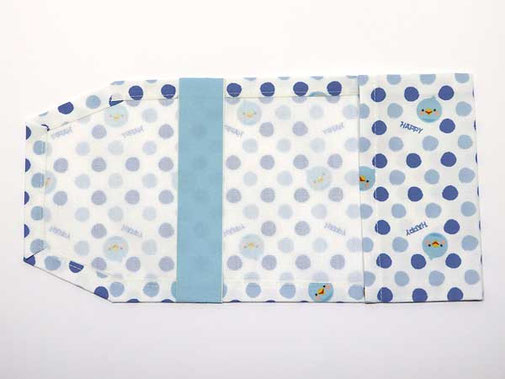 見本デザインの指定はできませんが、布・合皮、両方OKです!