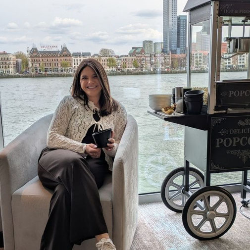 Anne Kessenich von Emocean Cruises an Bord der Riverside Debussy.