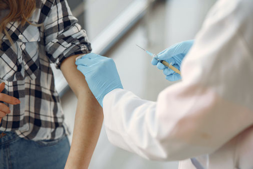 Corona covid impfung biontech astrazeneca impfmodul imofdoc impfungen impfen impfplaner bestellmennge erstimpfung zweitimpfung impfstoff
