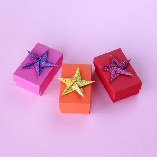 origami zvezda zvezdica star stern neon papier darilo darilna škatla škatle 