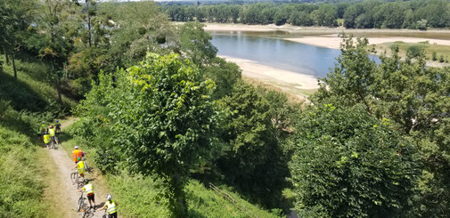 Idée de parcours Loire à Vélo groupe d'enfants, de jeunes