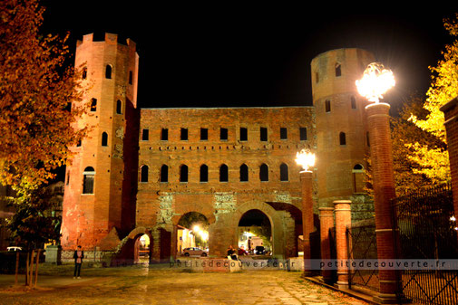 Porta Palatina Porte Palatine Turin  