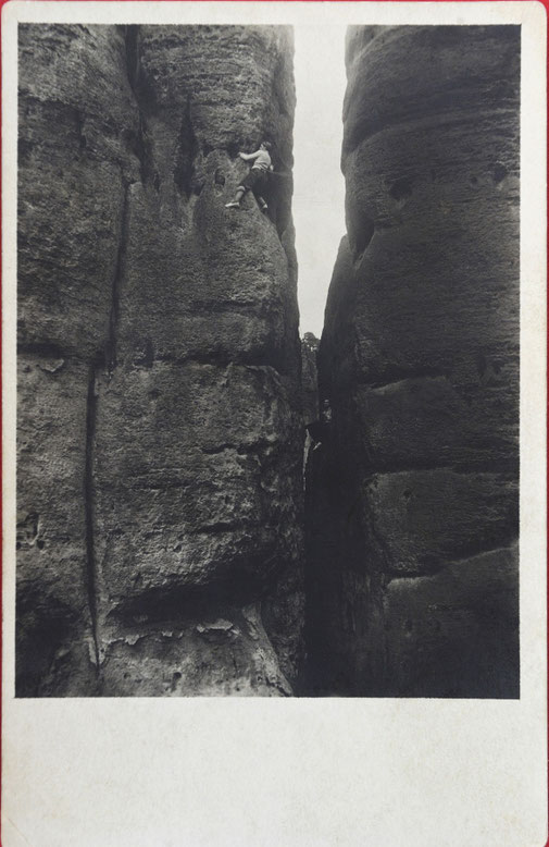 Kletterer im Alten Weg am Westlichen Schrammturm, Foto vor 1915