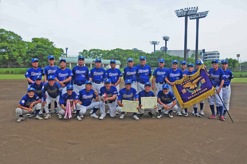 優勝：川崎ブルーソックス（神奈川）
