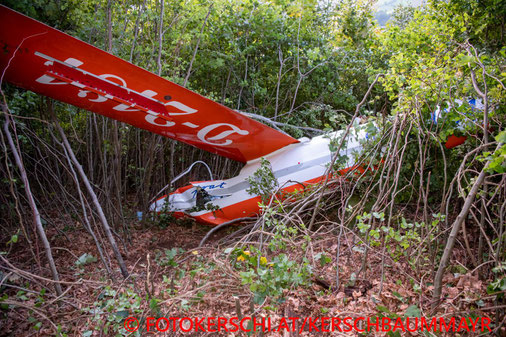 Feuerwehr; Blaulicht; Fotokerschi.at; Absturz; Segelflugzeug;