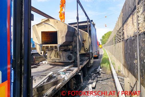 Feuerwehr, Blaulicht, Fotokerschi.at, Schardenberg, PKW, Unfall, Baum