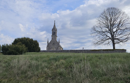 Chapelle Saint-Georges bei Aujeurres.
