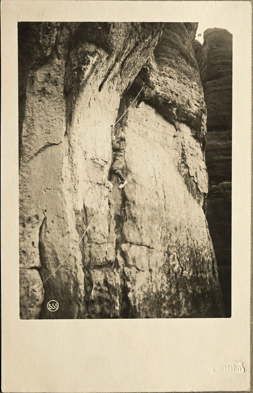Seilschaft im Matthäusriss am Großen Falknerturm, Foto: Walter Hahn, vor 1919