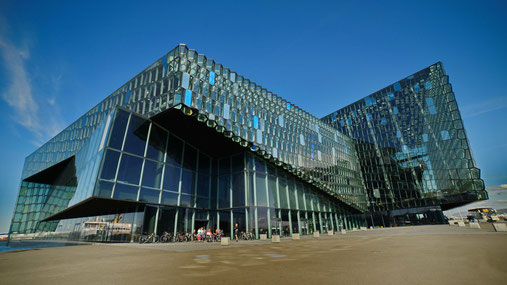 Opern und Konzerthaus Harpa in Reykjavik