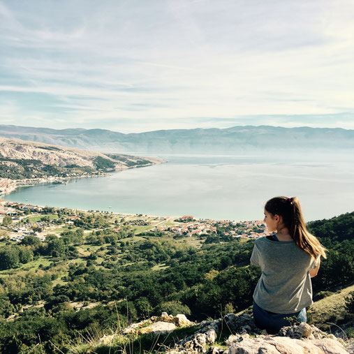 Blick auf die Bucht von Baska, Krk