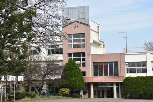 田園調布中学校校舎