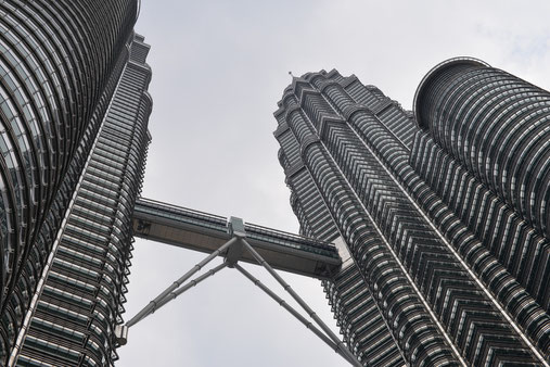 Les Petronas