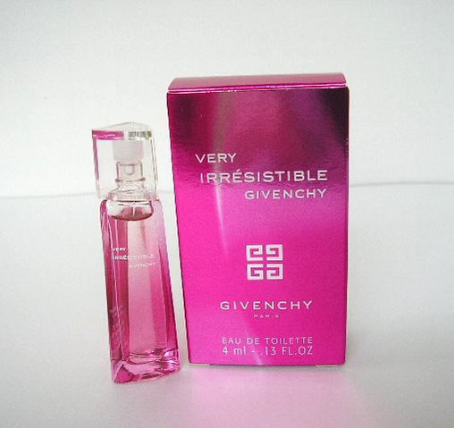 VERY IRRESISTIBLE - EAU DE TOILETTE 4 ML - 2007 - 1ère BOÎTE