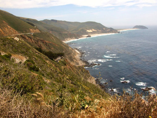 Küstenabschnitt am Point Sur (oben rechts)