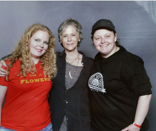 Photo op at Walker Stalker Con London with Melissa McBride