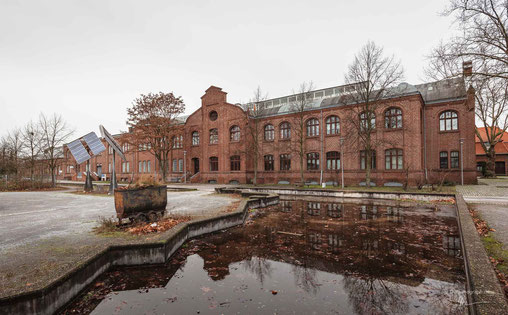 Verwaltungs- und Kauengebäude der Zeche Arenberg Fortsetzung in Bottrop im Ruhrgebiet