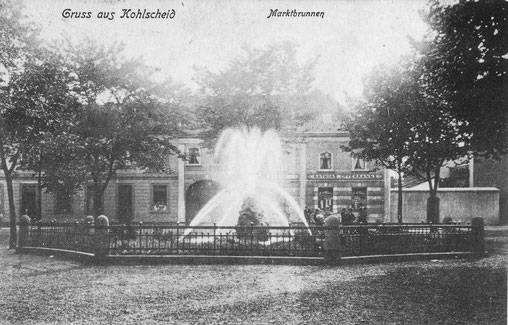 Blick über den Marktbrunnen auf den Köhlerhof - vor 1912
