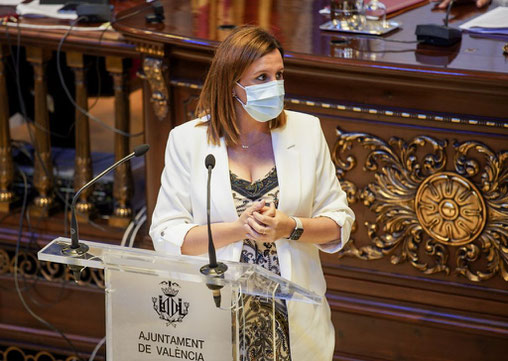 María José Catalá en el Pleno del Ayuntamiento
