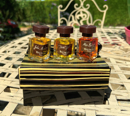 COFFRET AVEC 3 MINIATURES : JOLIE MADAME, VENT VERT ET MISS BALMAIN