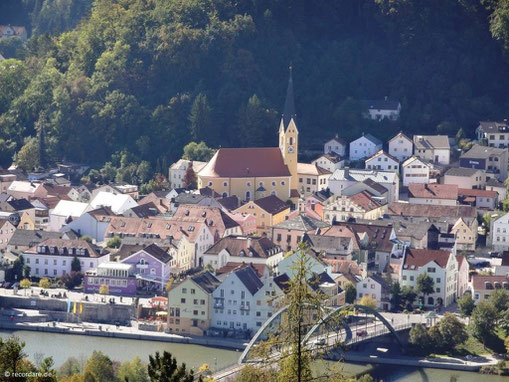 Blick auf Riedenburg und St. Johannes Baptist