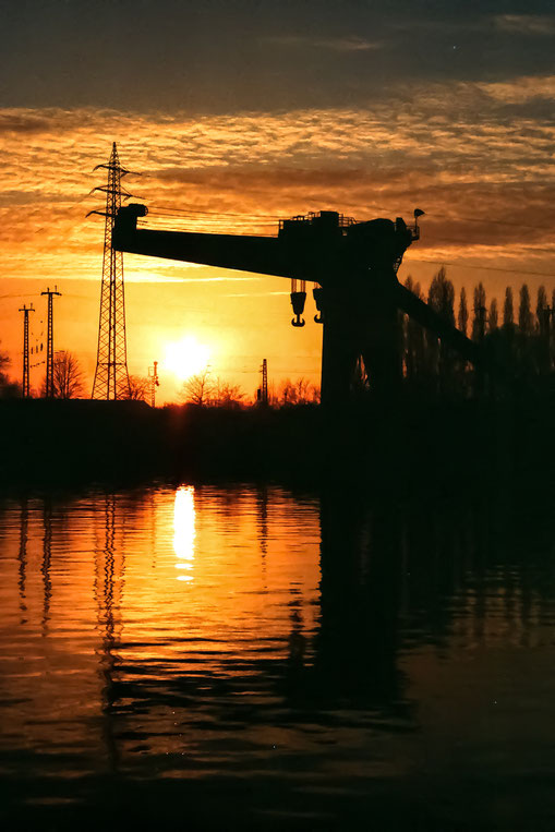 1998, GHH Kran am Rhein Herne Kanal, Fujichrome KB Film, 21DIN/100ISO