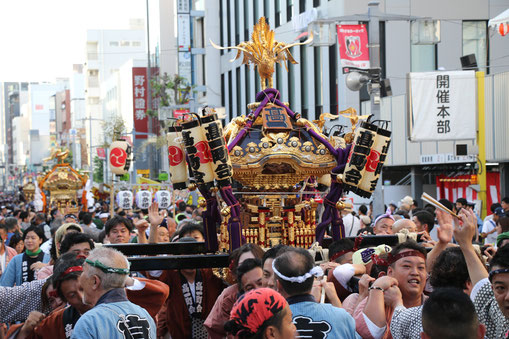 浦和まつり, みこし渡御, 埼玉県さいたま市浦和区,調神社(つきじんじゃ)