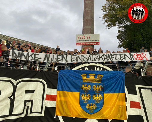 Ein Dank an die Einsatzkräfte schickten die Fans der Südstädter