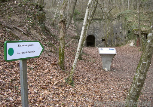 Der noch begehbare Kriegseingang