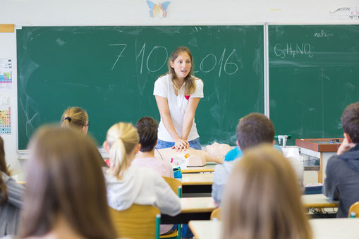 英語ゼロの子どもが英語で授業が理解できるようになるにはそれなりの時間が・・・