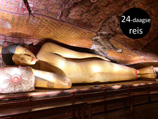 Liggende Boeddha in de grottentempel van Dambulla