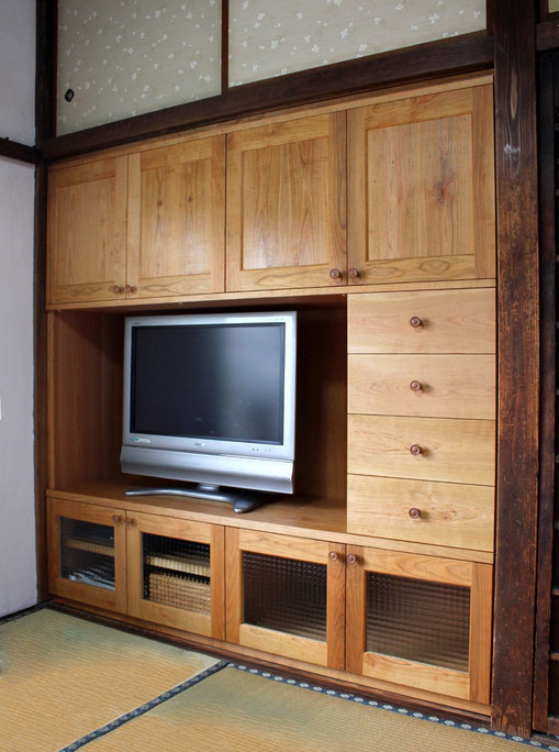 押入れを解体して造り付けした壁面収納キャビネット(小田原市・I様邸)