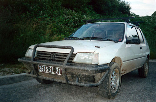 PEUGEOT 205 OFF ROAD PARE BUFFLE RALLYE COURSE DESERT