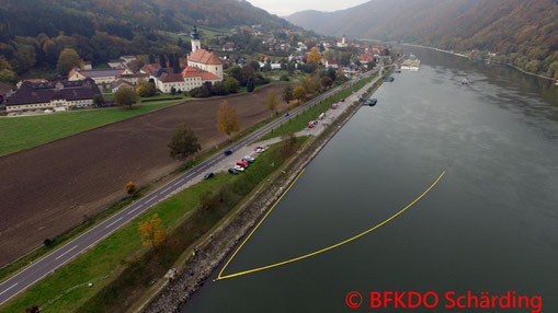 Feuerwehr; Blaulicht; BFKDO Schärding; Übung; Ölsperre; Donau;