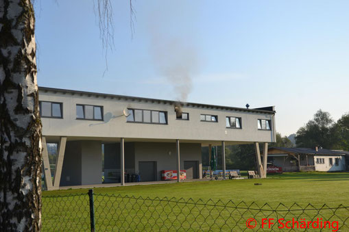 Feuerwehr; Blaulicht; FF Schärding; Brand; Clubheim; Küchenbereich;