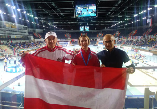 Klaus Kohout, Elisabeth Pöltner-Holkovic und Gerald Holkovic als stolze Vertreter Österreichs bei der Hallen WM der Masters 2019