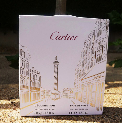 COFFRET CONTENANT DEUX MINIATURES - VOIR CI-DESSOUS.