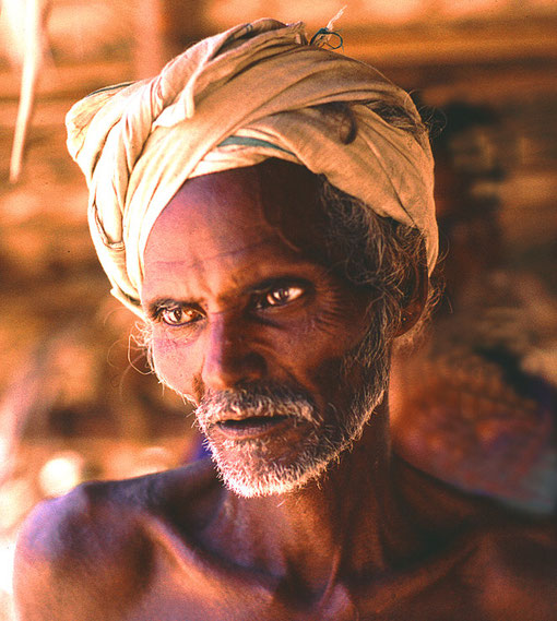 Head of an uproad Irular village.  A good man.  But he had to starve during his whole life.  There must be a Change!