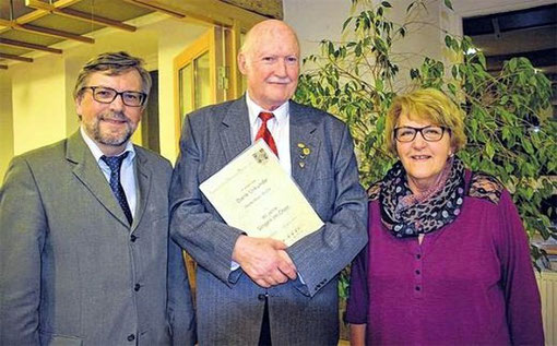 Ehrung Peter Müller - 50 Jahre Aktives Singen - 2015