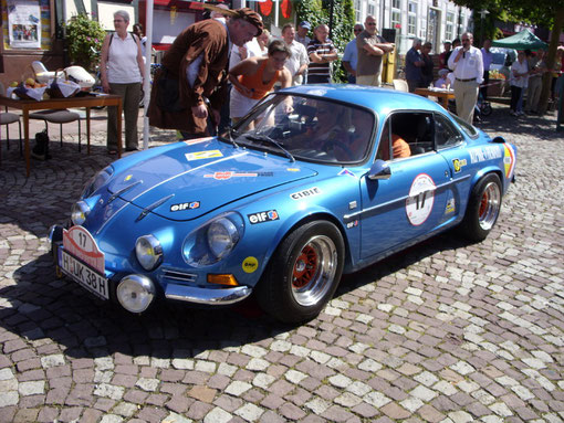 Teilnehmer an unzähligen Rallye-Schlachten und dabei sehr erfolgreich: Renault Alpine A 110, genannt "Die Flunder":